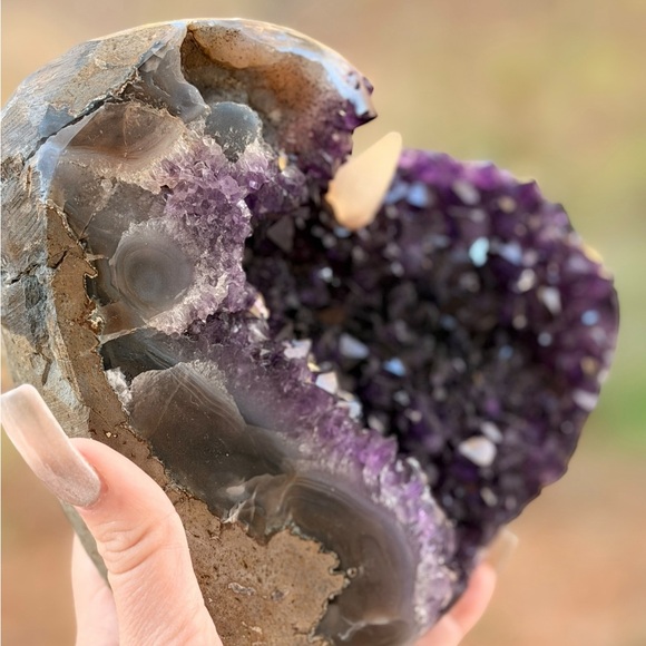 Deep Purple Uruguay Amethyst with Calcite Inclusions & Agate Banding - Picture 6 of 11